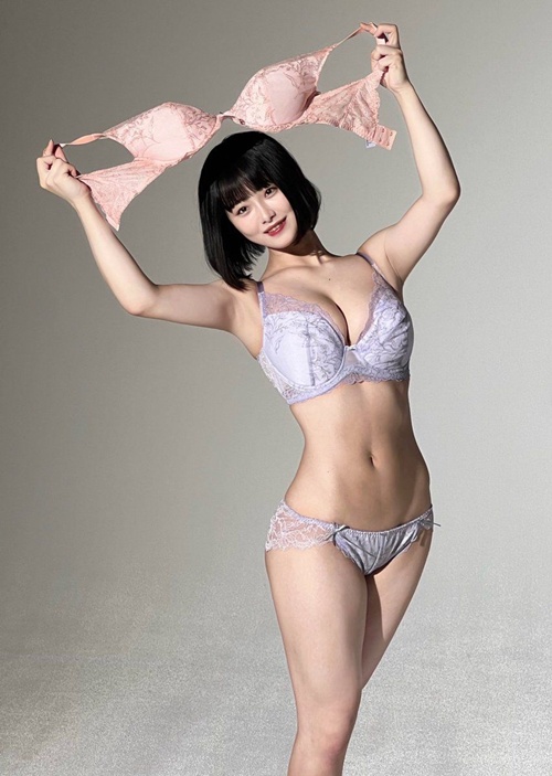 몸매는 예술이네요
