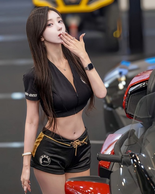 레이싱모델 설민아