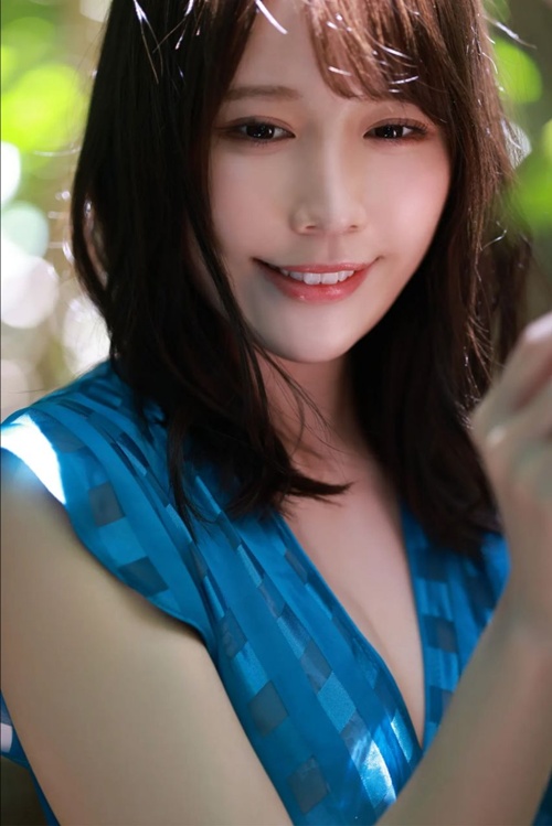 모델으 파란드레스
