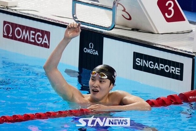 세계선수권 2연속 메달 딴 김우민 