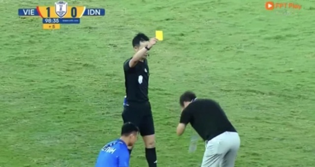 베트남 언론의 충고 “김상식 감독, 심판에게 한국식으로 고개 숙이면 안돼”