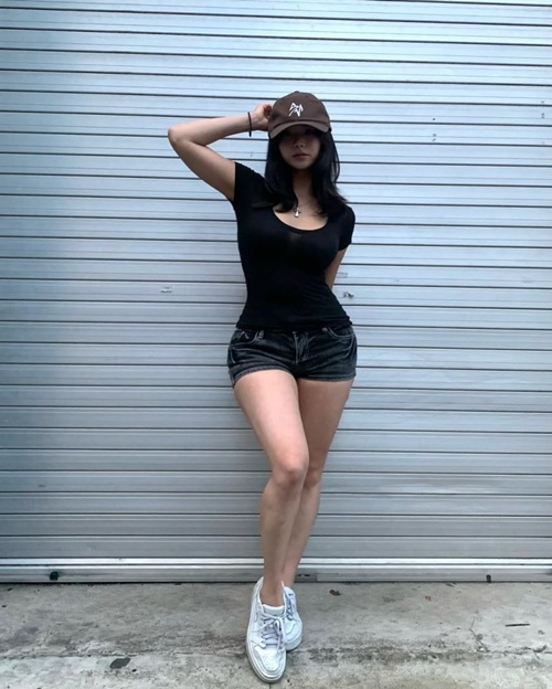노출은 없지만 섹시
