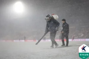 폭설로 미뤄진 승강 PO 1차전...부천FC와 수원FC 2차전도 8일로 변경